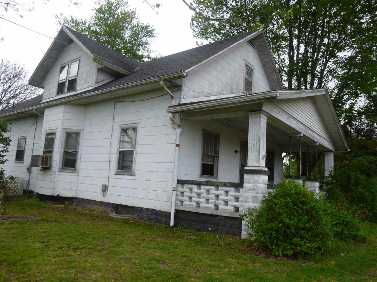 8000 Marx Road Evansville, IN 47720 - Photo 3 of 31 Gallery Image 3
