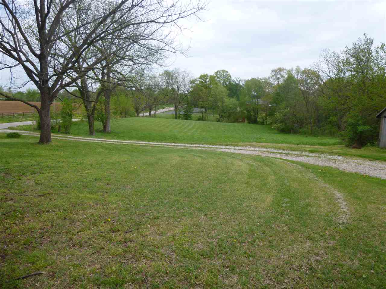8000 Marx Road Evansville, IN 47720 - Photo 23 of 31 Gallery Image 23