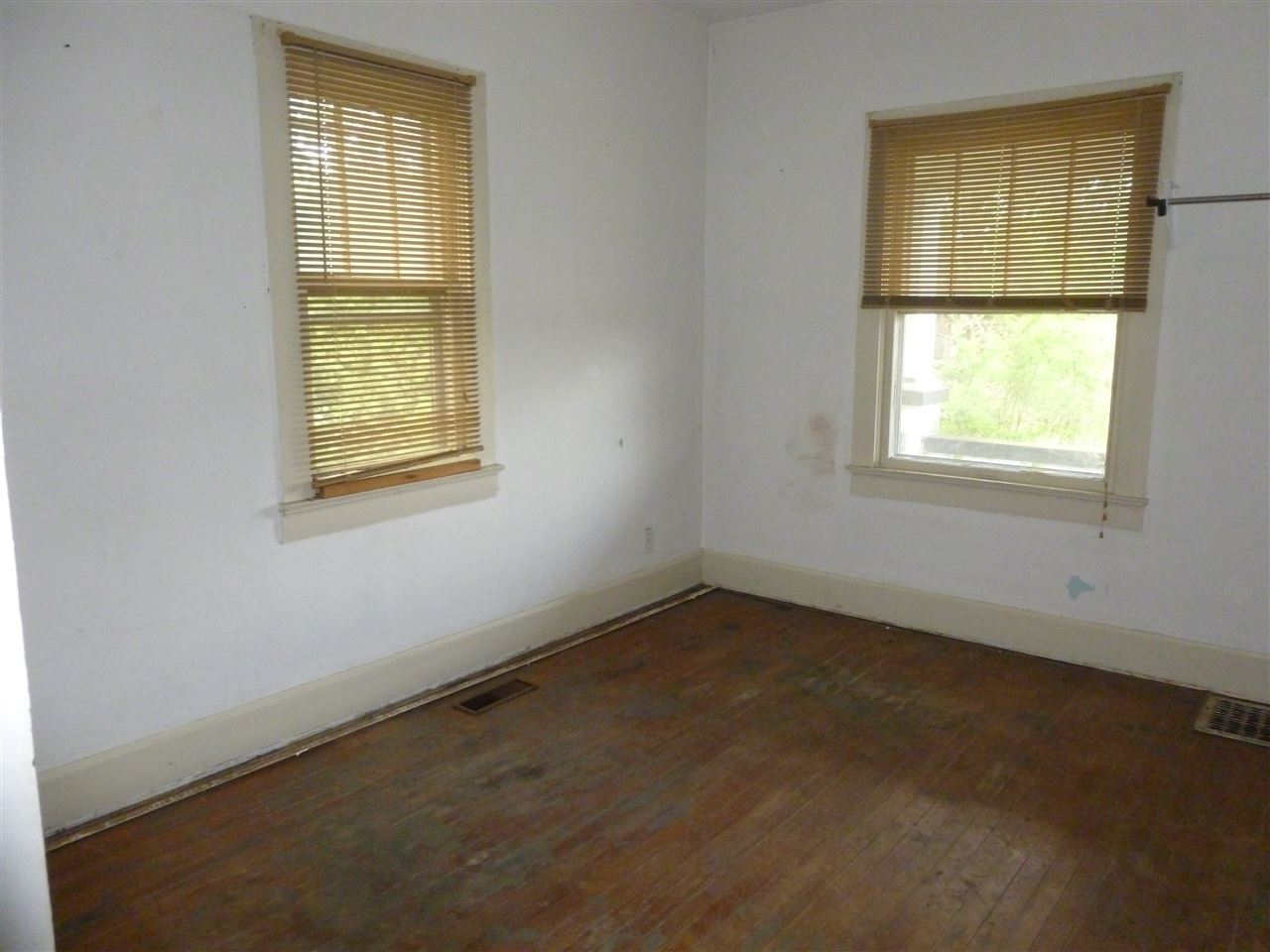 8000 Marx Road Evansville, IN 47720 - Photo 7 of 31 Gallery Image 7