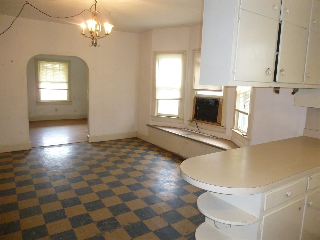 8000 Marx Road Evansville, IN 47720 - Photo 9 of 31 Gallery Image 9