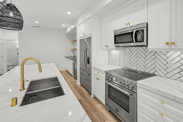 $5,055 | 1109 Makena Wy., Oceanside, CA 92054