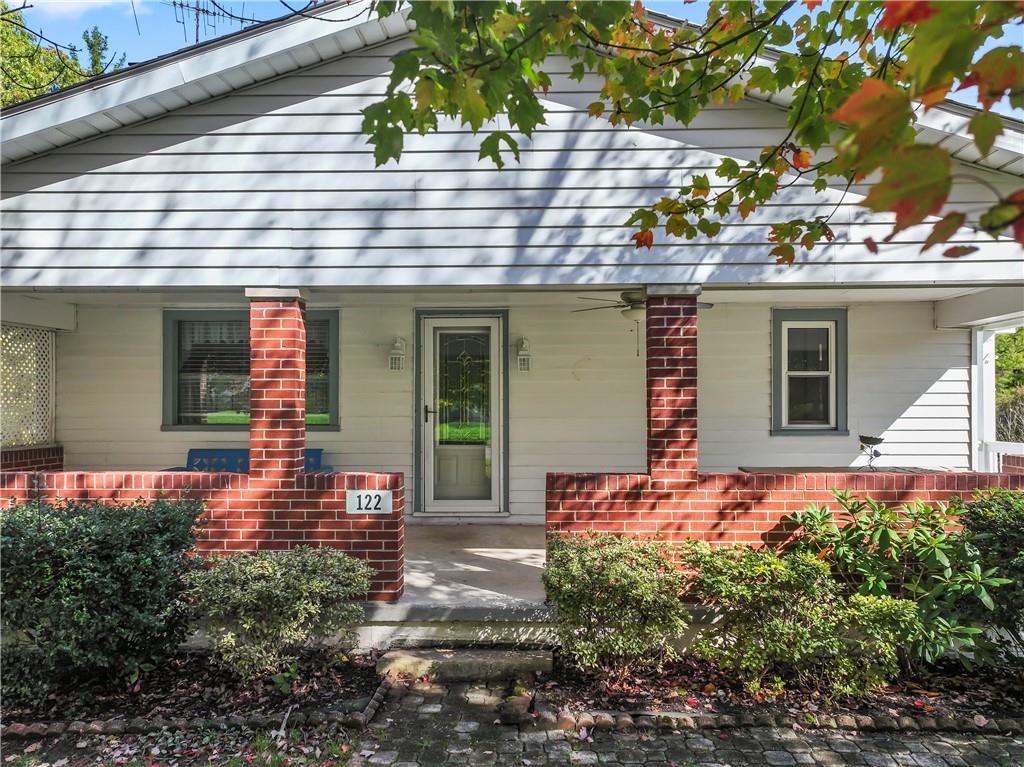 122 Georgetown Road Beaver Falls, PA 15010 - Photo 3 of 44 a front view of a house