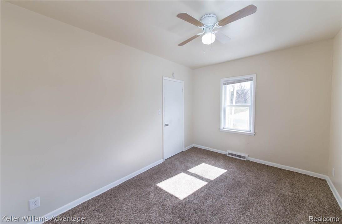 25912 Ross Street Inkster, MI 48141 - Photo 17 of 35 Ross_25912_Bedroom01_02.jpg