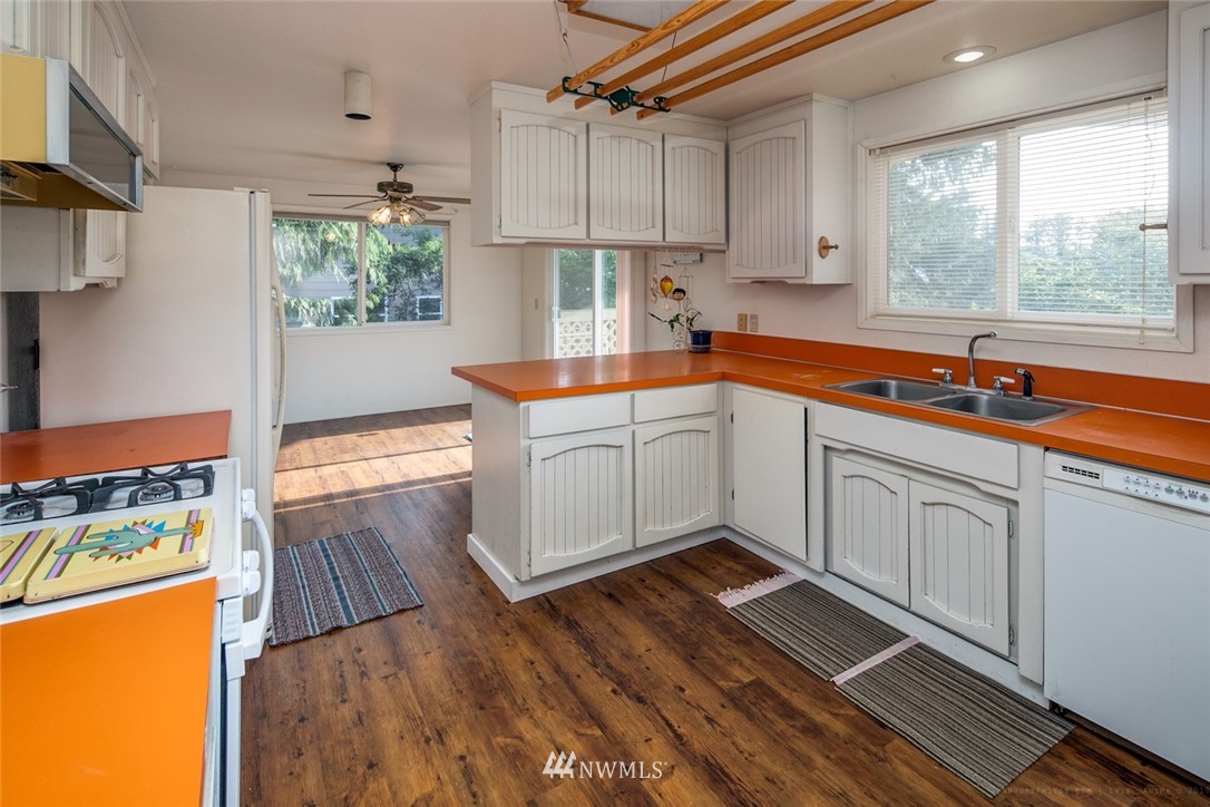 504 Mulberry Road Bellingham, WA 98225 - Photo 4 of 13