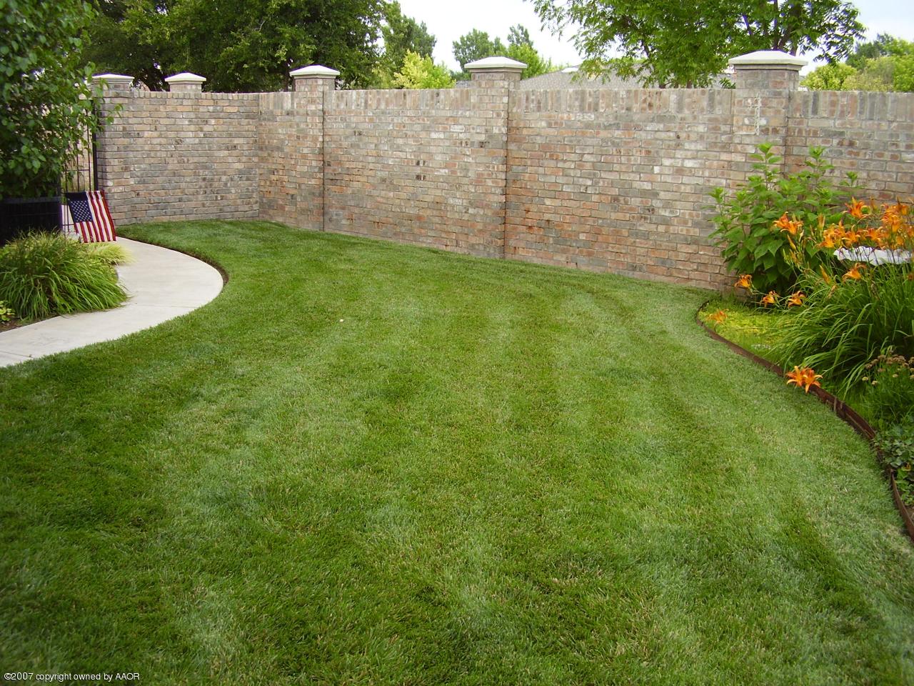 7400 Bayswater Road Amarillo, TX 79119 - Photo 9 of 22 Side Patio