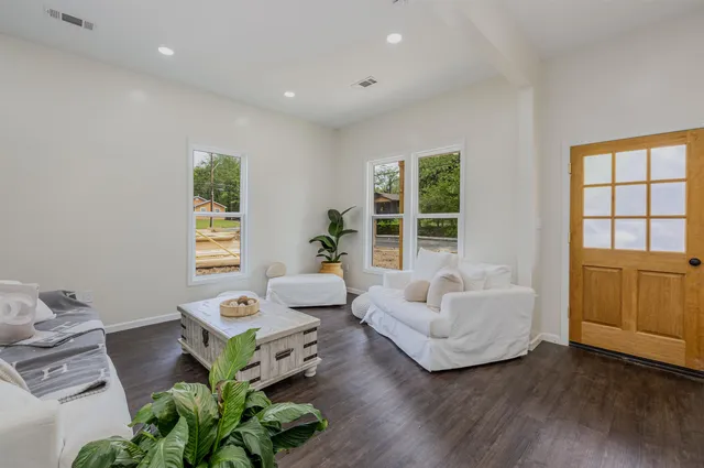 $230,000 | 1061 Shaw Place, Memphis, TN 38126