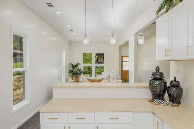 $230,000 | 1061 Shaw Place, Memphis, TN 38126