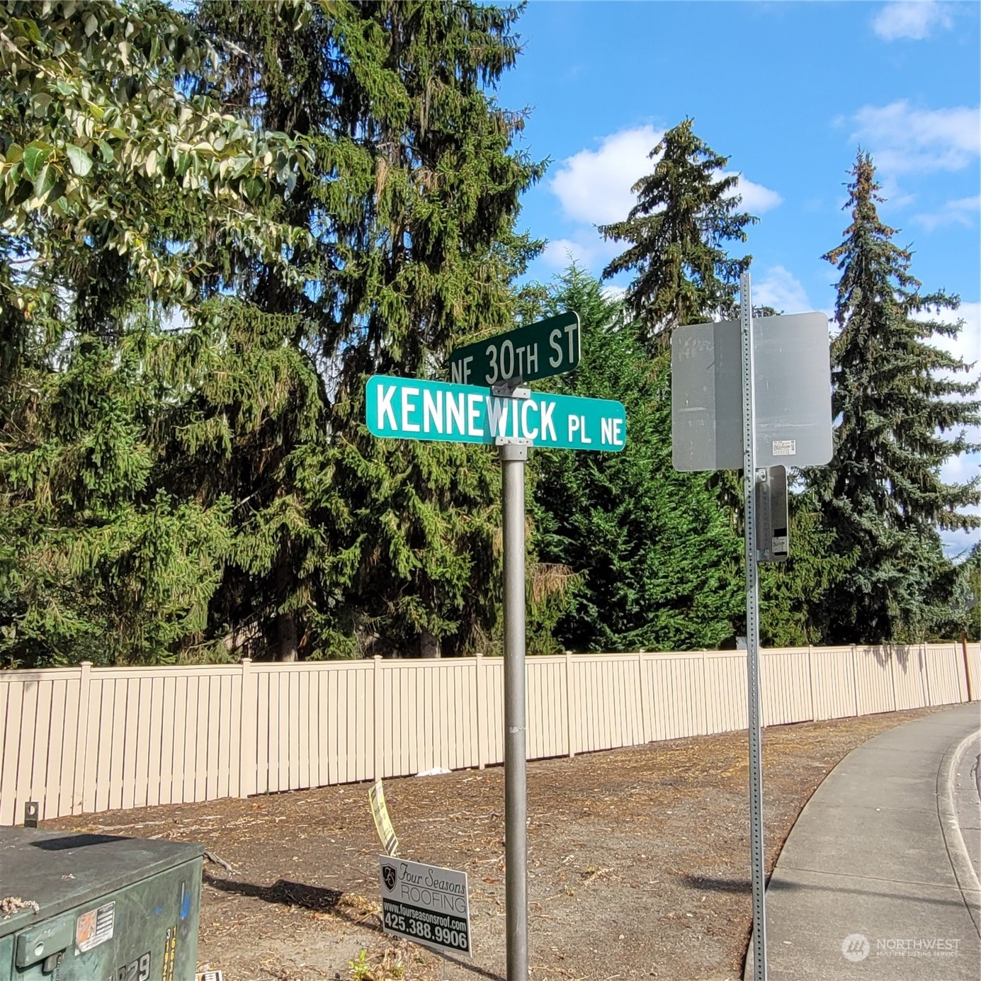 1620 Northeast 30th Street Renton, WA 98056 - Photo 5 of 19 a view of a outdoor space