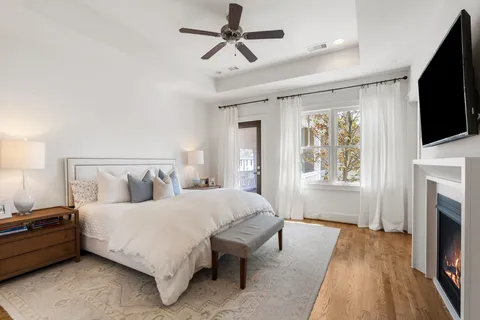 $1,425,000 | 432 Arlington Street, Houston, TX 77007