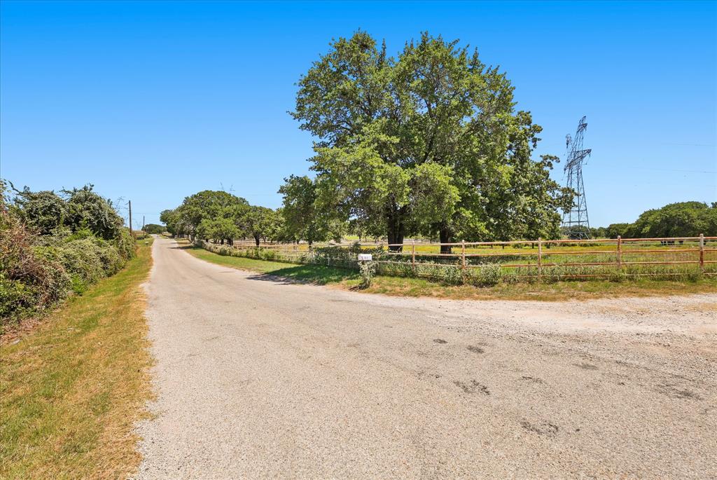 283 County Road 4794 Boyd, TX 76023 - Photo 2 of 17 a view of a yard