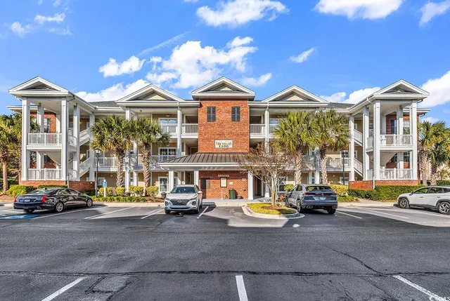 $349,900 | 1101 Louise Costin Lane, Unit 1307, Murrells Inlet, SC 29576