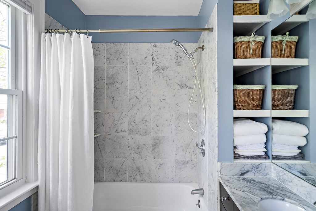 117 Magazine Street, Unit R Cambridge, MA 02139 - Photo 12 of 16