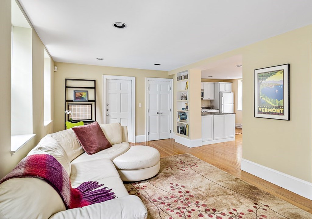 117 Magazine Street, Unit R Cambridge, MA 02139 - Photo 7 of 16