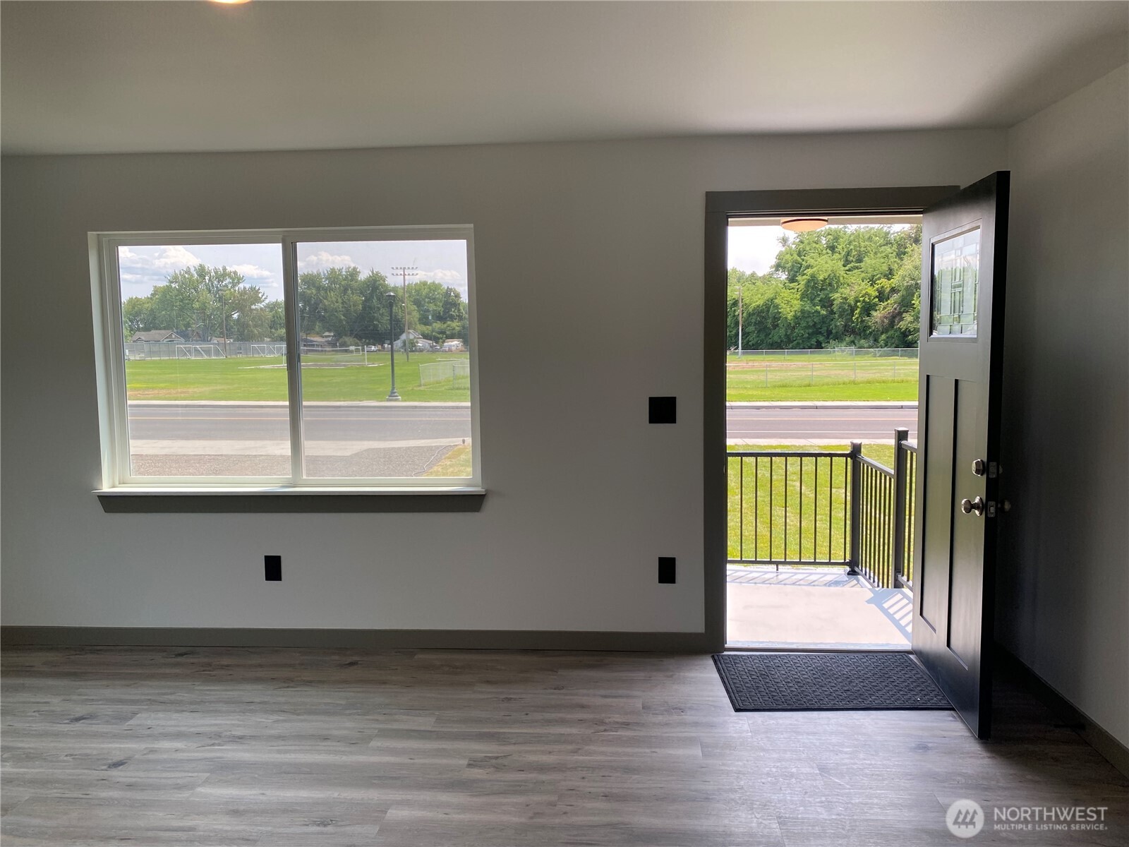 604 Southwest 4th Street College Place, WA 99324 - Photo 11 of 31