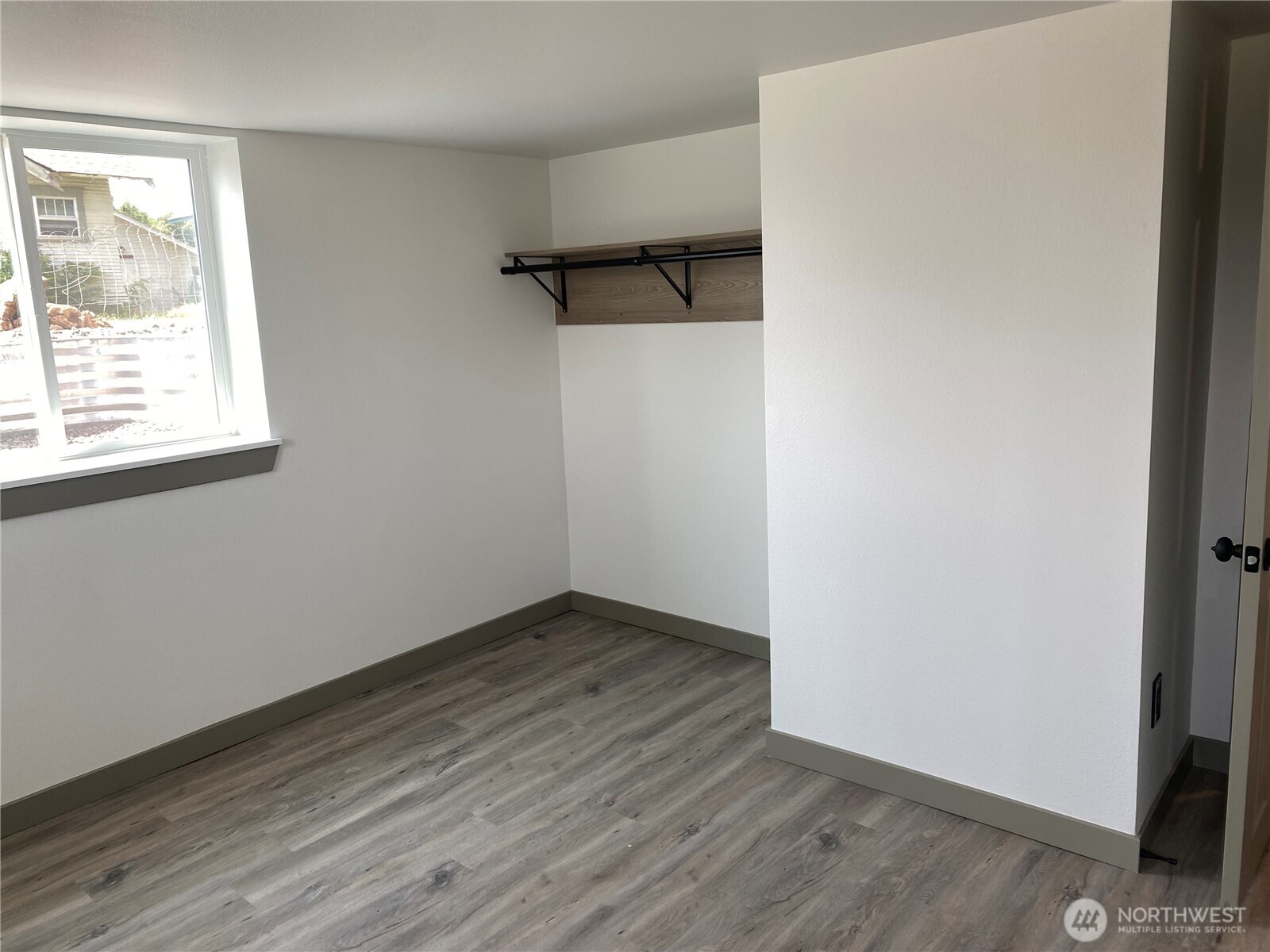 604 Southwest 4th Street College Place, WA 99324 - Photo 14 of 31