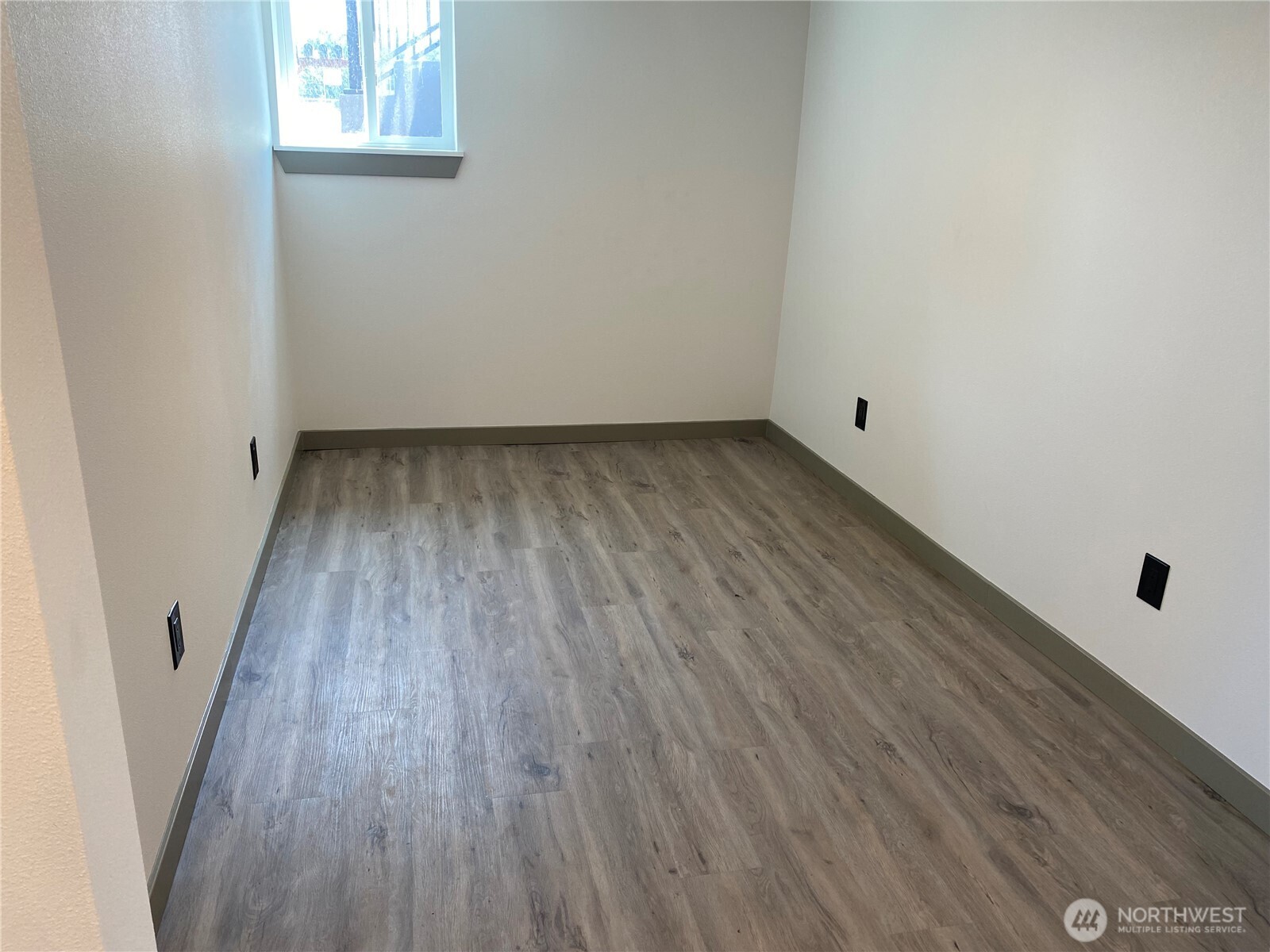 604 Southwest 4th Street College Place, WA 99324 - Photo 29 of 31