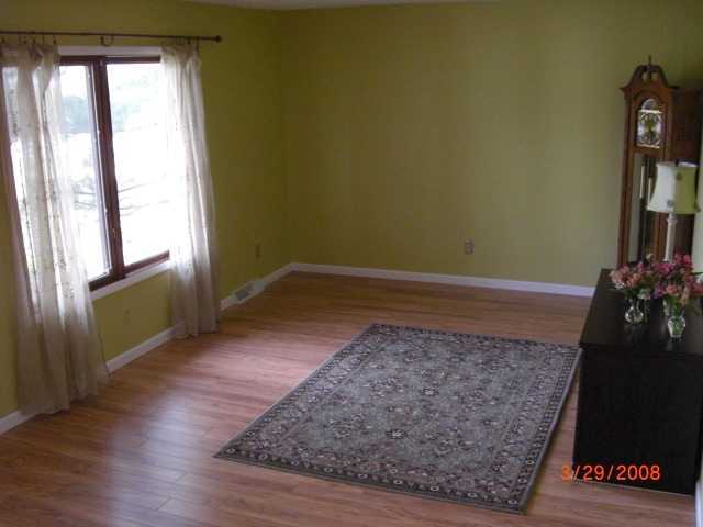 85 Timber Ridge Drive Pickerington, OH 43147 - Photo 3 of 17 Gallery Image 3