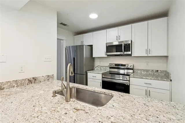 $250,000 | 640 Tete Lours Drive, Unit 15, Mandeville, LA 70471