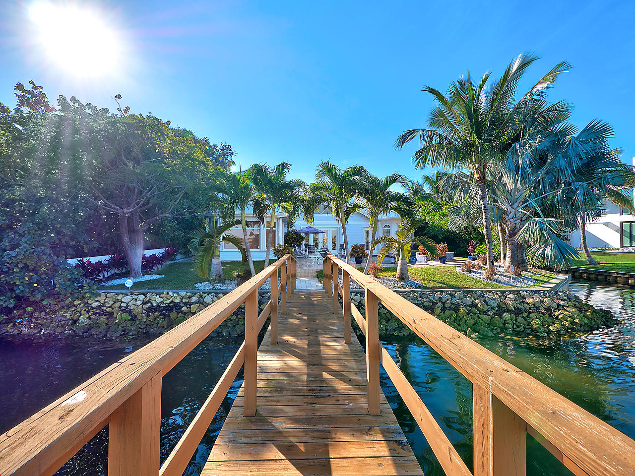 501 Center Street Jupiter, FL 33458 - Photo 11 of 51 100 ft dock