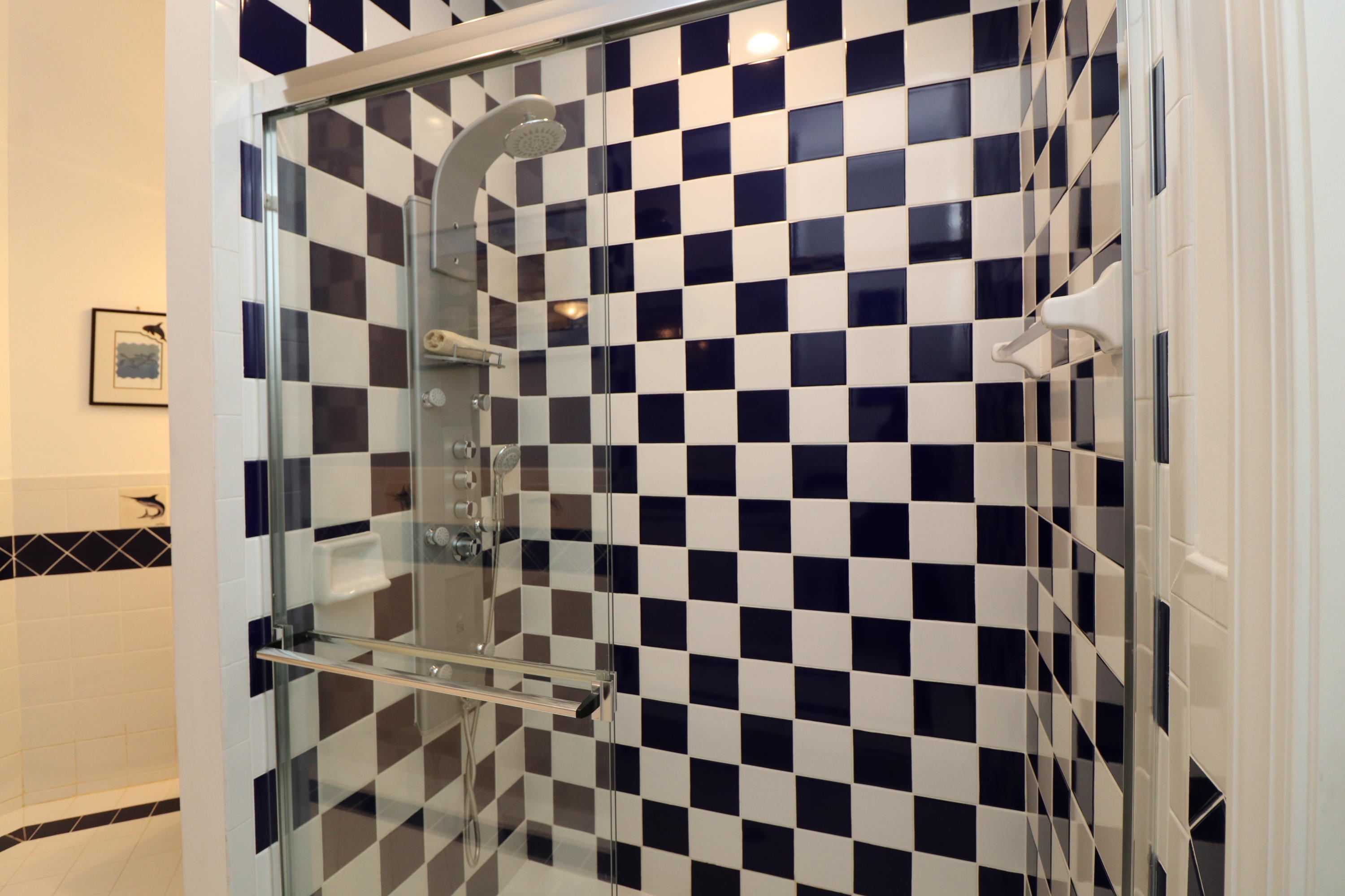 501 Center Street Jupiter, FL 33458 - Photo 44 of 51 Full Guest Bath