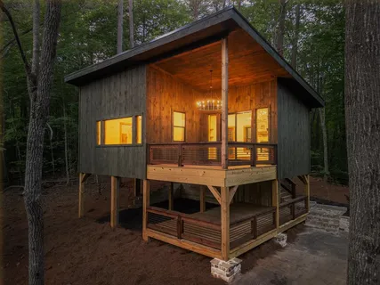 $440,000 | 190 Laurel Crossing, Blue Ridge, GA 30513