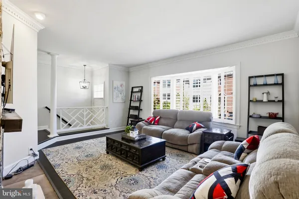 $1,025,000 | 8176 Madrillon Court, Vienna, VA 22182