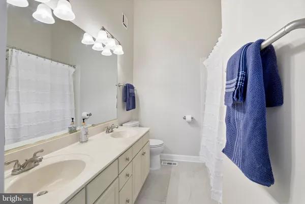 $1,025,000 | 8176 Madrillon Court, Vienna, VA 22182