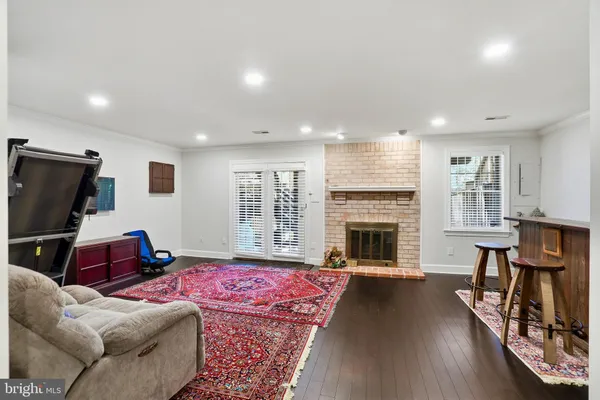 $1,025,000 | 8176 Madrillon Court, Vienna, VA 22182