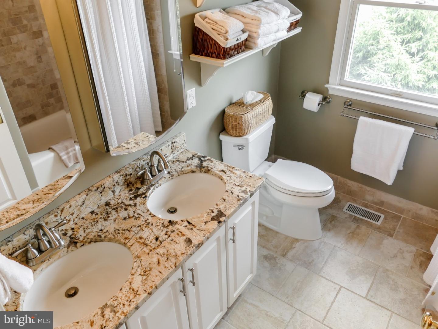 4825 Redfield Road Doylestown, PA 18902 - Photo 20 of 25 Bathroom
