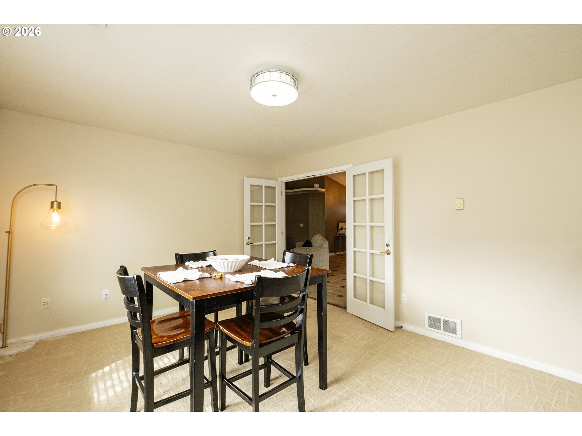 6876 Simeon Drive Springfield, OR 97478 - Photo 14 of 32