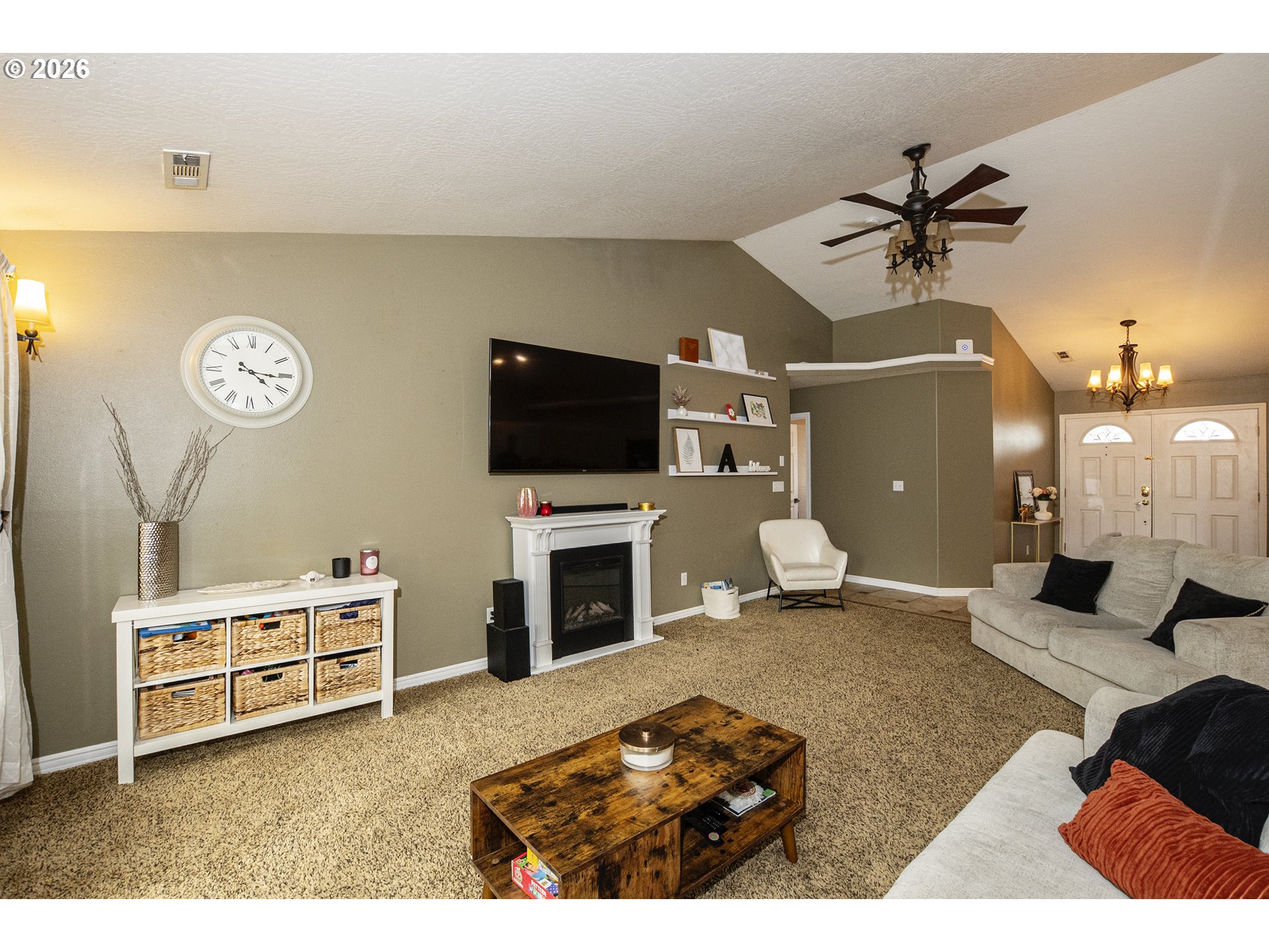 6876 Simeon Drive Springfield, OR 97478 - Photo 7 of 32