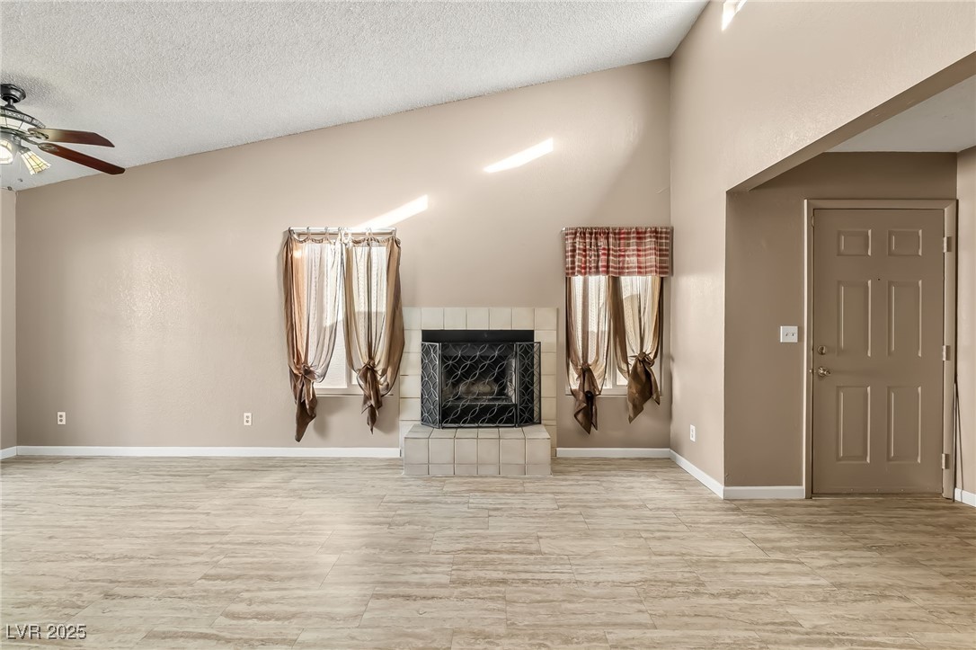 2148 Pebble Creek Lane Laughlin, NV 89029 - Photo 11 of 36