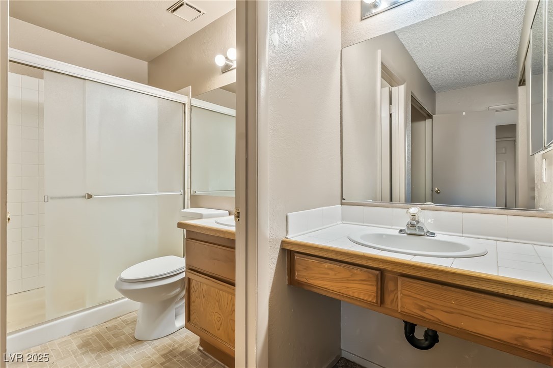 2148 Pebble Creek Lane Laughlin, NV 89029 - Photo 20 of 36