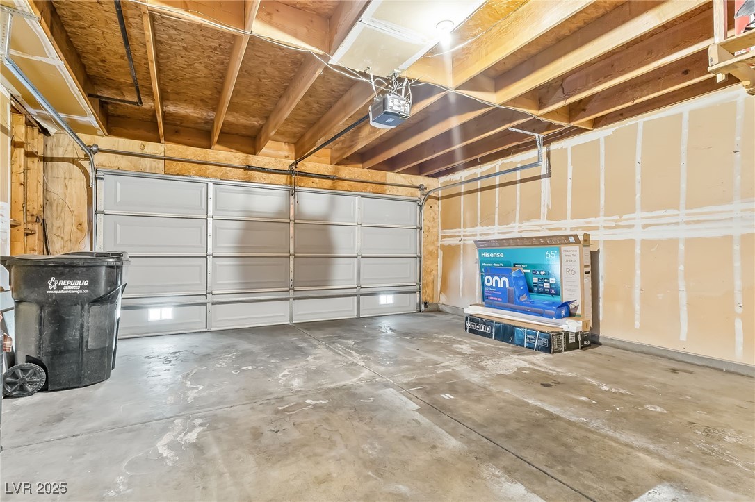 2148 Pebble Creek Lane Laughlin, NV 89029 - Photo 31 of 36