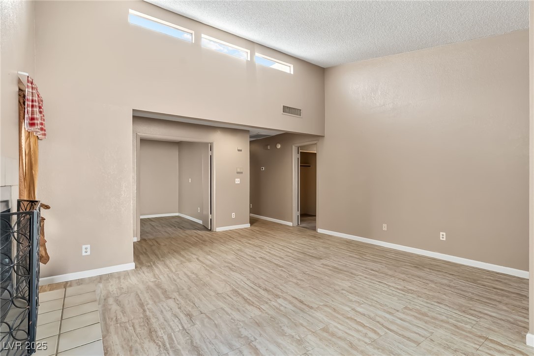 2148 Pebble Creek Lane Laughlin, NV 89029 - Photo 10 of 36