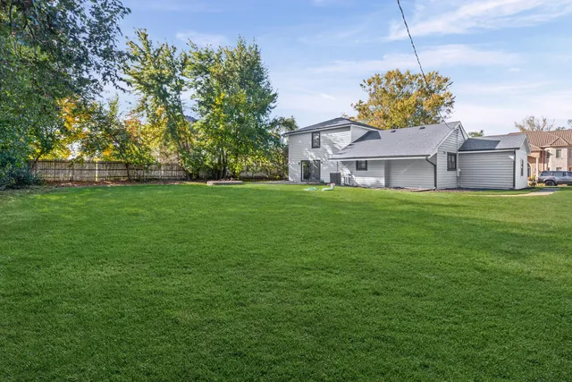 $549,999 | 1531 Marion Street, Schaumburg, IL 60193