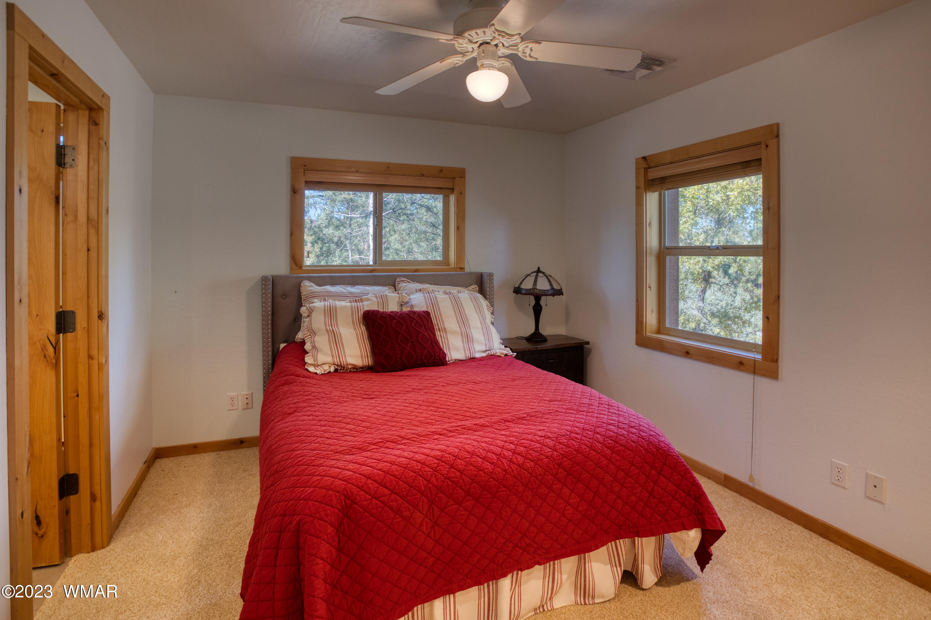 61 South Falling Leaf Road Show Low, AZ 85901 - Photo 23 of 34