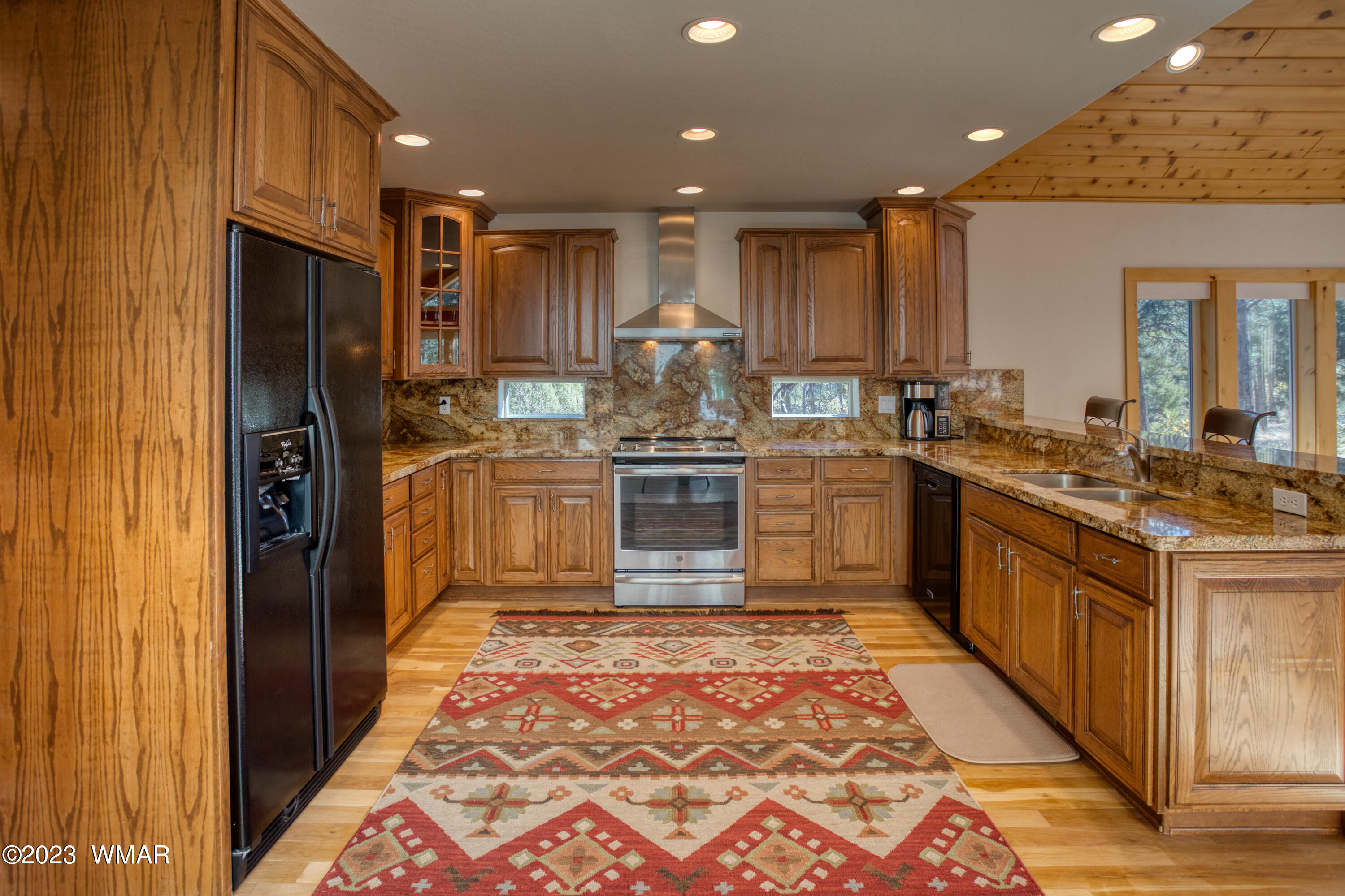 61 South Falling Leaf Road Show Low, AZ 85901 - Photo 9 of 34