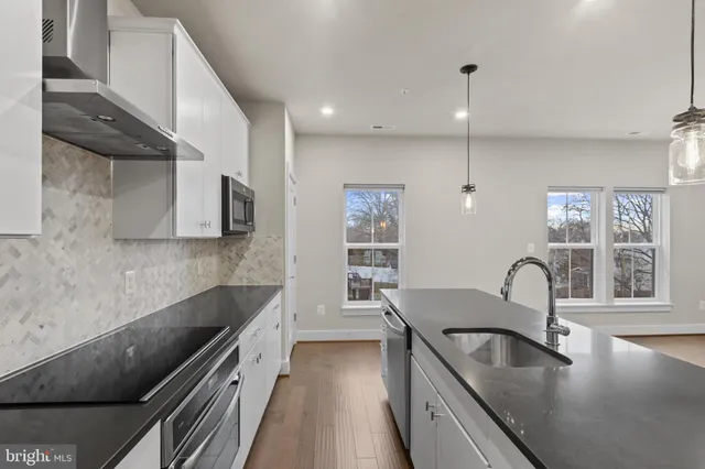 $835,000 | 7225 Georgia Avenue Northwest, Unit 16C, Washington, DC 20012