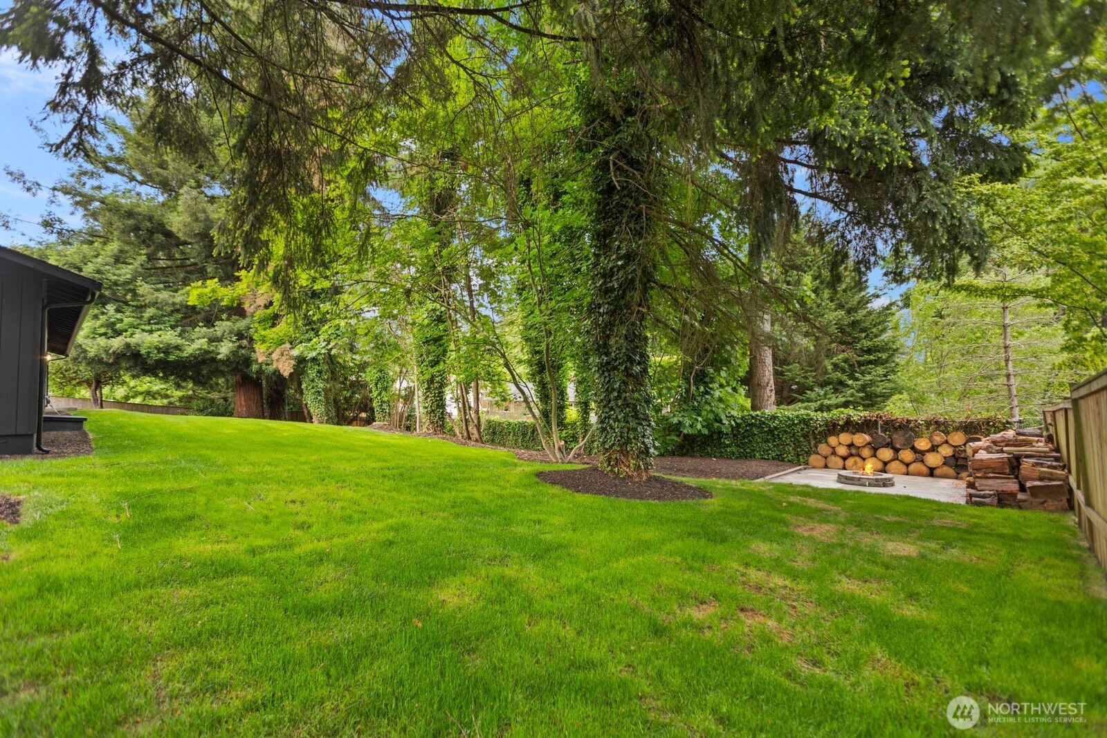 2420 236th Street Southwest Brier, WA 98036 - Photo 38 of 40