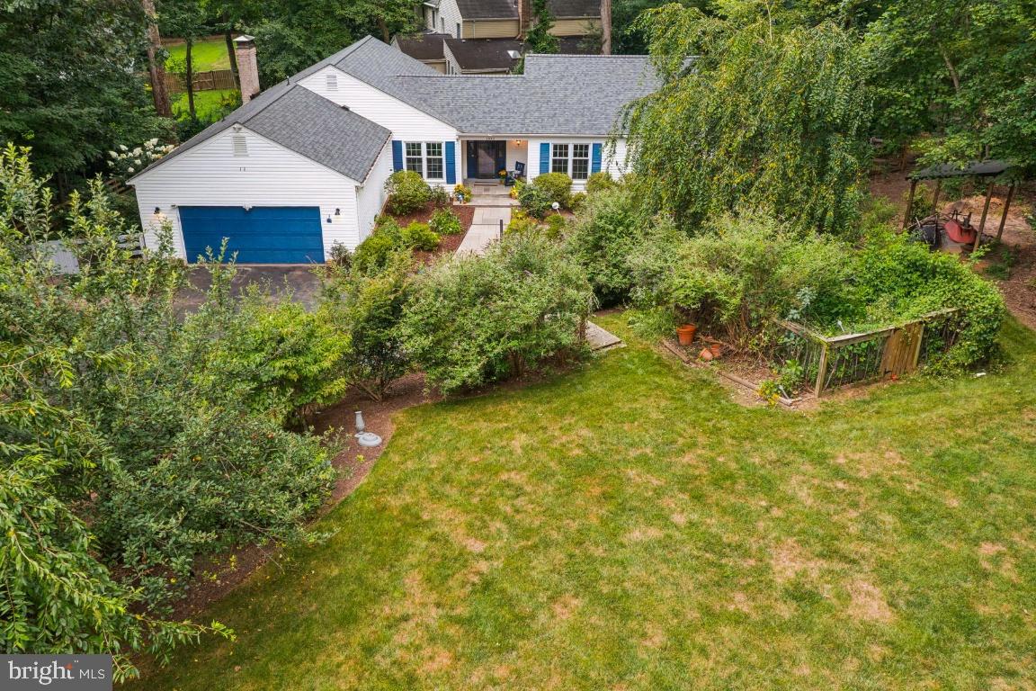 5020 Pheasant Ridge Road Fairfax, VA 22030 - Photo 47 of 59 Let's tour the outside!
