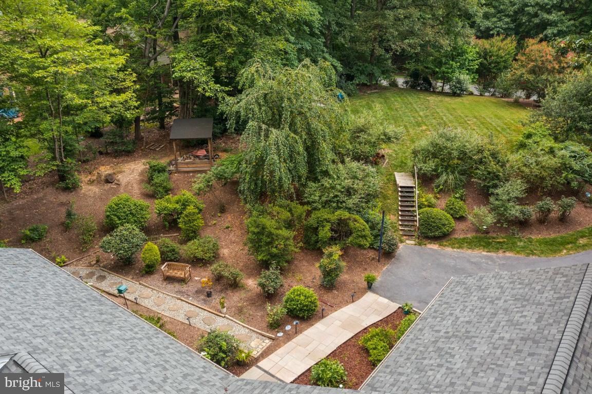 5020 Pheasant Ridge Road Fairfax, VA 22030 - Photo 49 of 59 View to front yard and pathways