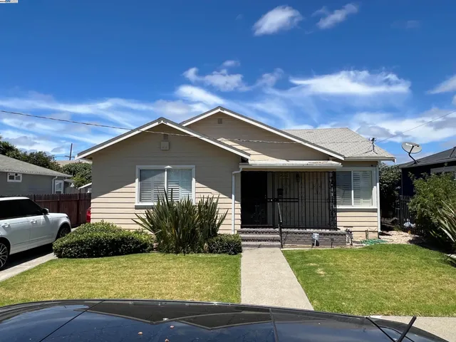 $590,500 | 923 90th Avenue, Oakland, CA 94603