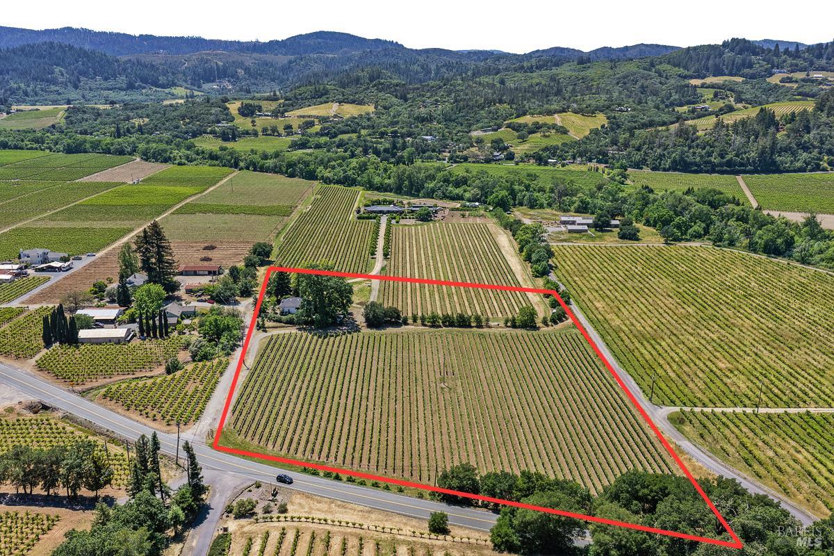 5091 Dry Creek Road Healdsburg, CA 95448 - Photo 1 of 52