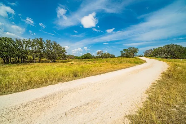 $110,000 | 326 Blue Oak Trail, Harper, TX 78631