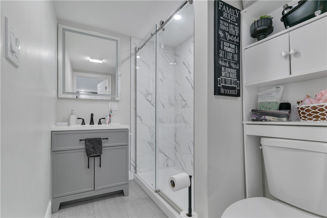 215 Kenyon Avenue Pawtucket, RI 02861 - Photo 8 of 16