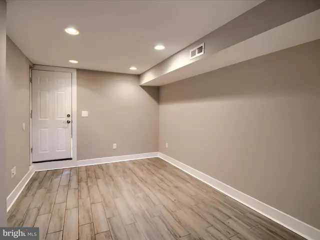 $2,800 | 3822 Manayunk Avenue, Philadelphia, PA 19128