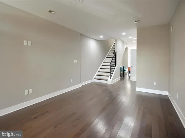 $2,800 | 3822 Manayunk Avenue, Philadelphia, PA 19128