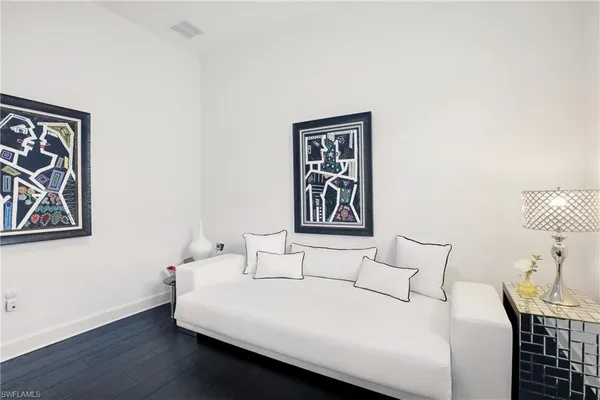 $785,000 | 7157 Dominica Drive, Naples, FL 34113