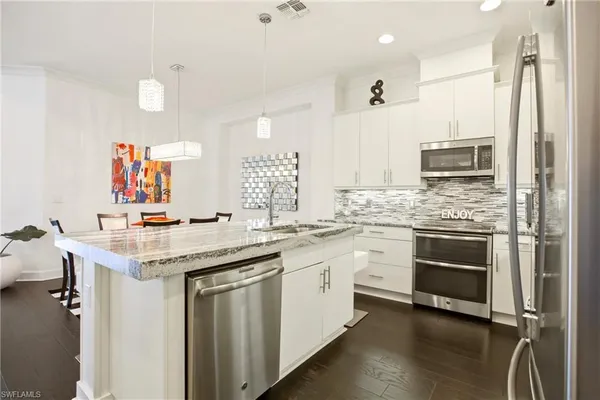 $785,000 | 7157 Dominica Drive, Naples, FL 34113